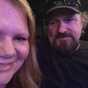 Meet your Posher, Lynn